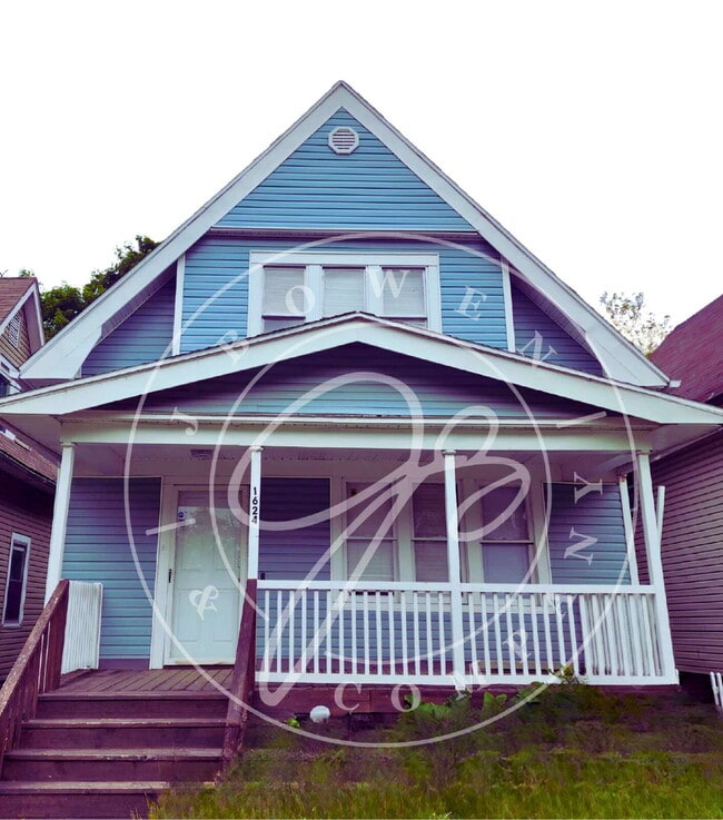 Spacious & Updated 3 Bed, 1.5 Bath Home – ... - Spacious & Updated 3 Bed, 1.5 Bath Home – ...