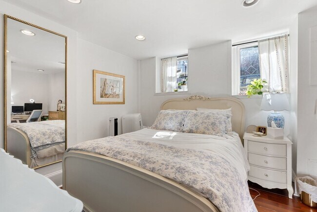 Photo - 302 K St Unit B