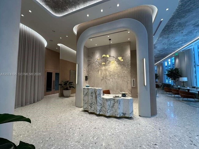 Photo - 77 SE 5th St Unidad 1513