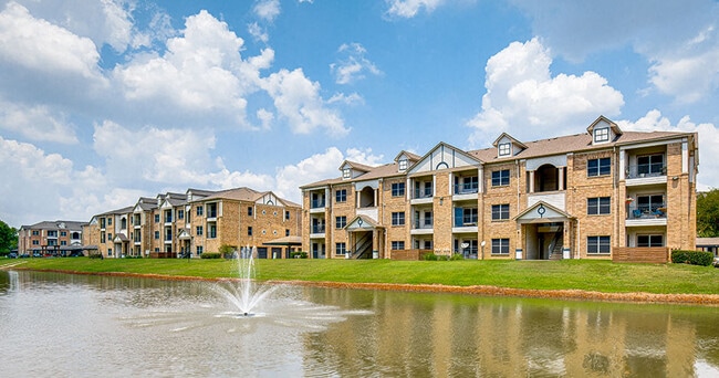 Photo - Towne Crossing Apartments