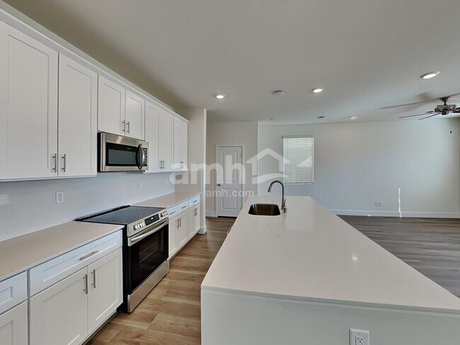 Photo - 137 Nico Azalea Ln