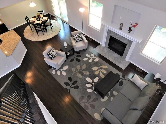 Photo - 20955 Oak Ridge Dr