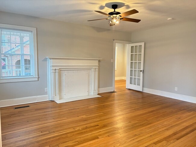 Photo - 3 Bedroom, 2 Bathroom House in Eden!