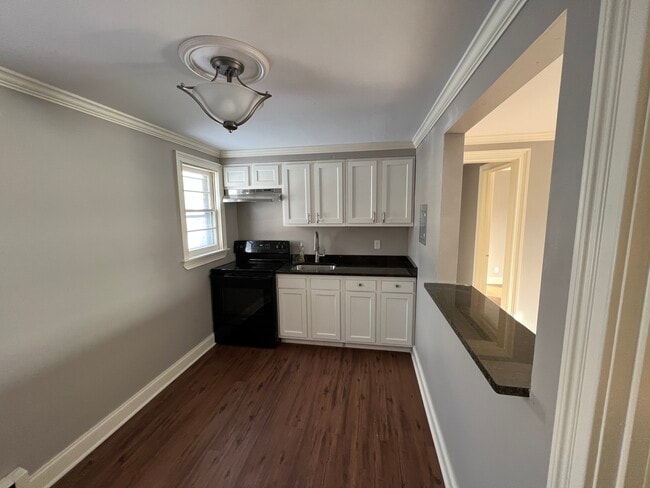 Chatsworth Place Apartments