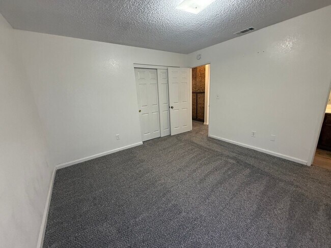 20318 Thunderbird Rd Unidad 4