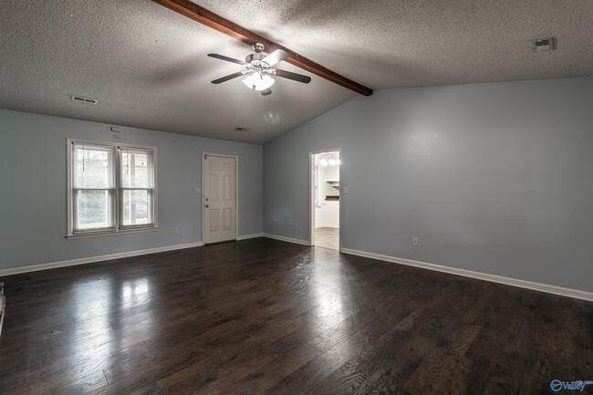 Photo - 313 Red Oak Rd