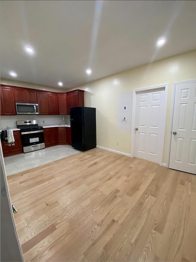 Photo - 549 Hempstead Turnpike Apartment