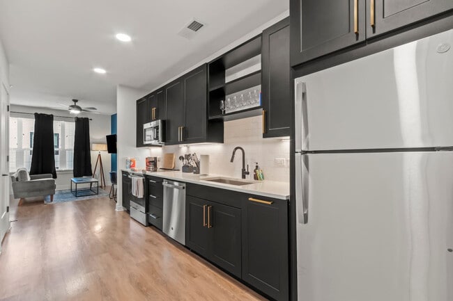 Photo - 2317 W Grace St Unit SI ID1312502P