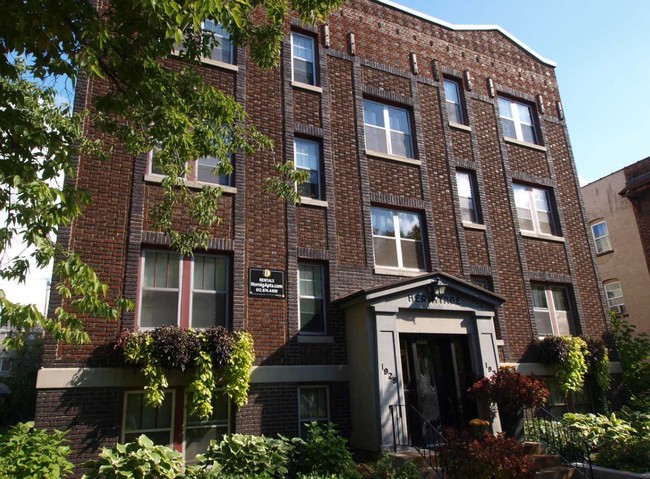 Building Photo - 1929 Fremont Ave S Rental