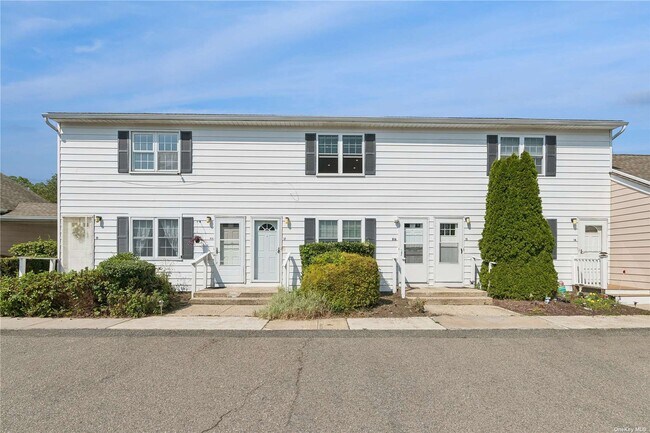 Photo - 1000 9th St Apartment Unit B-17