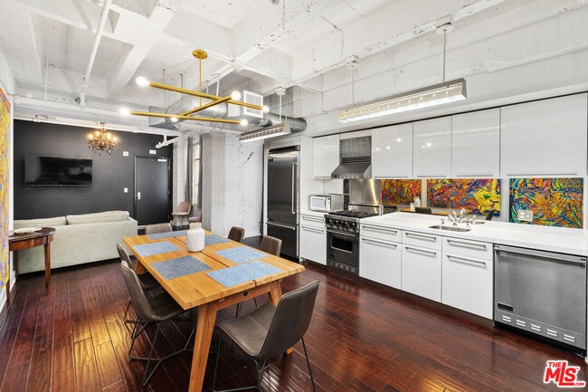 Photo - 6253 Hollywood Blvd Unidad 503