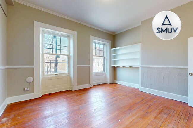 Building Photo - 24 E Madison St Unit H Rental