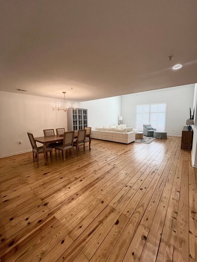 Photo - Spacious 3-Bedroom Home for Rent!
