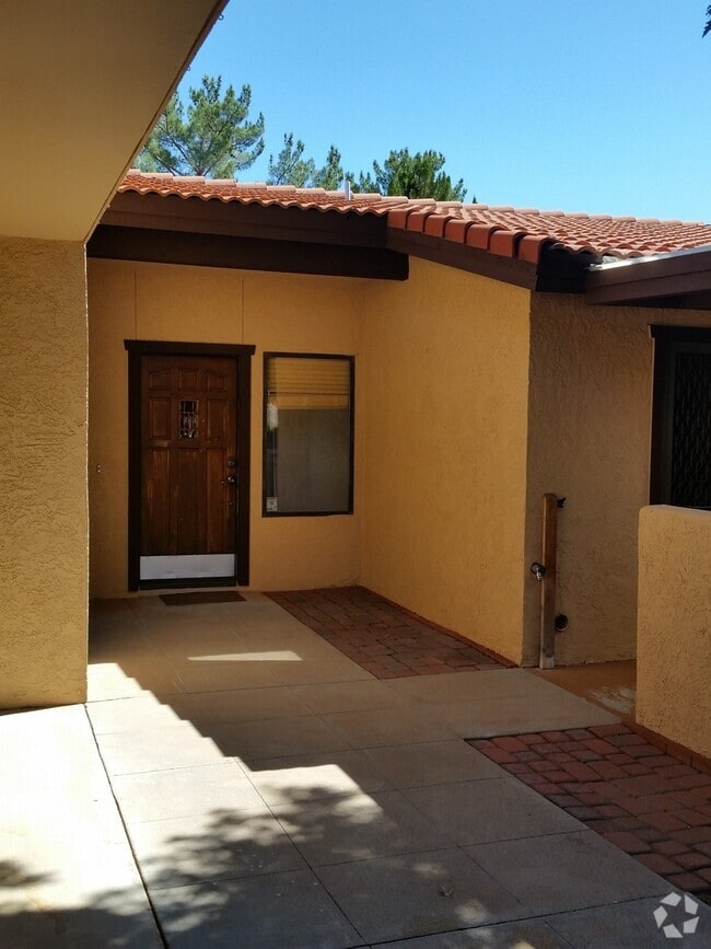 Building Photo - 155 Canyon Diablo Rd Unit 21 Rental