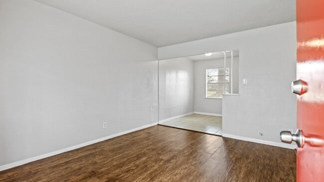 Photo - 612 Marshall