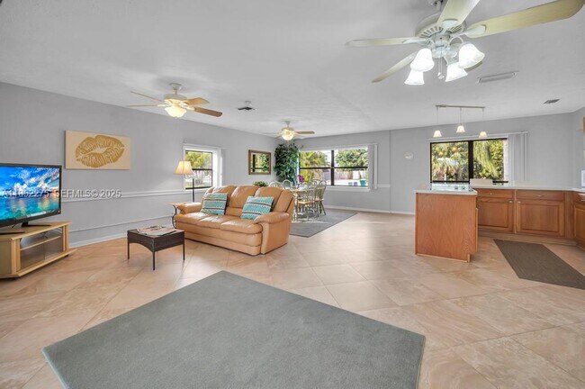 Photo - 1803 E Easy St