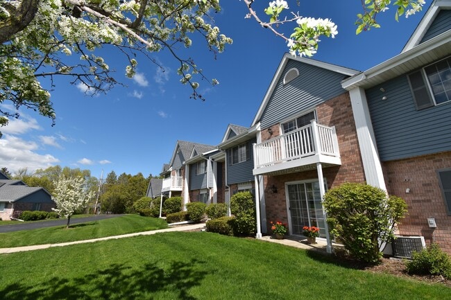Shady Lane Apartments - Shady Lane Apartments
