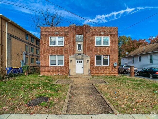 Building Photo - 4104 Queensbury Rd Unit 2 Rental