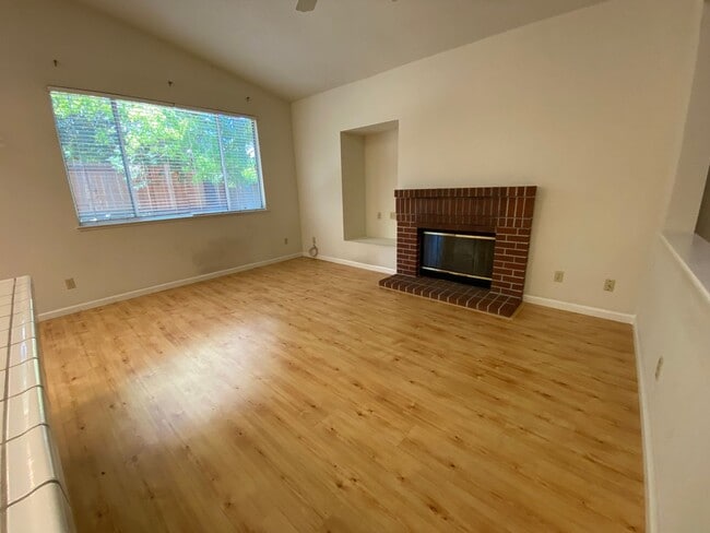 Photo - Awesome Folsom Home in Broadstone, Near Ra...