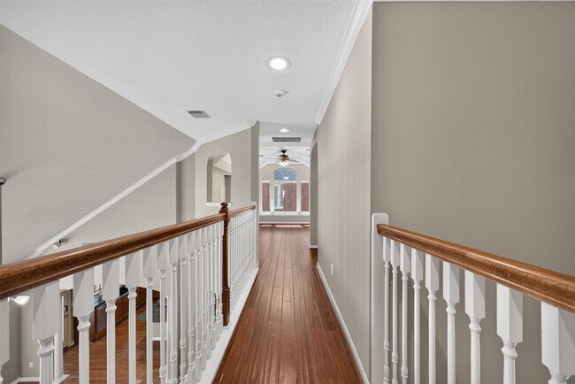 Photo - 21327 Pennshore Ln