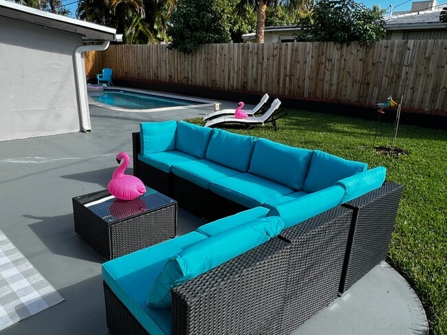 Photo - 4740 NE 18th Ave