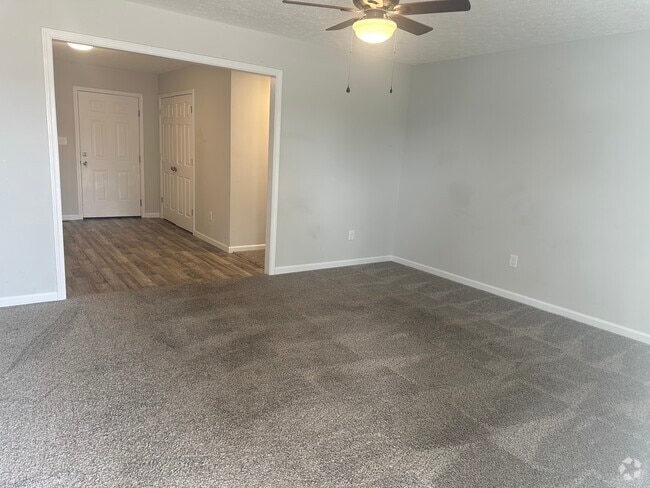 Building Photo - 300 Peach St Unit 300 Peach H Rental