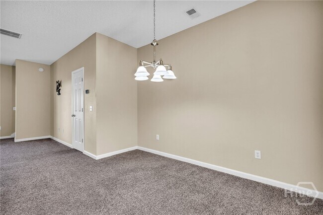 Photo - 975 Canyon Oak Loop