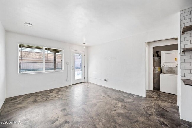 Photo - 3601 N 15th Ave Unit Apt 15