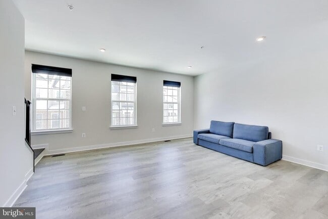 Photo - 11330 Meridian Hill Way