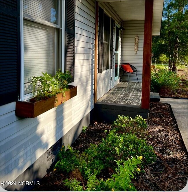 Photo - 185 N Peach St