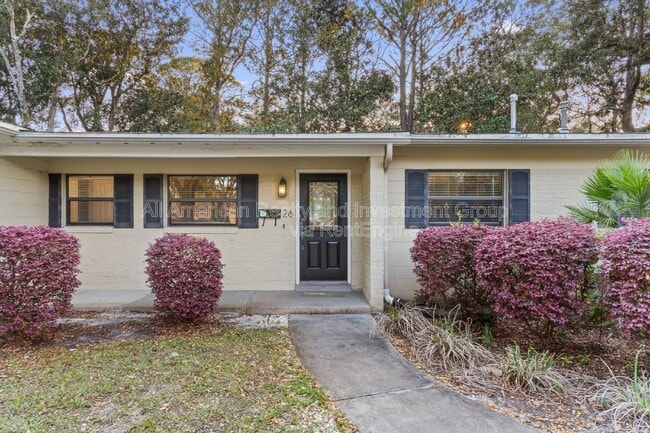 Photo - 26 Anastasia Dr SE