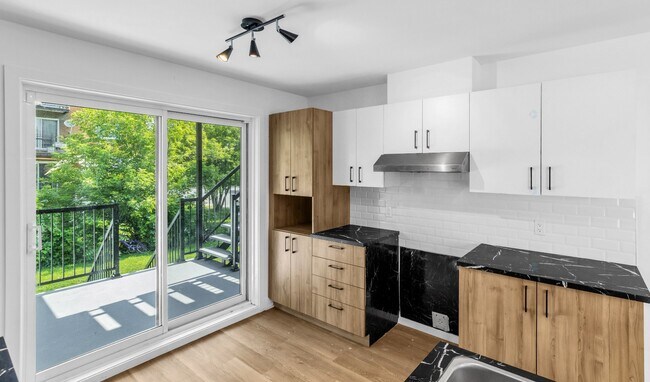 Photo - 2019 Rue Sainte-Hélène