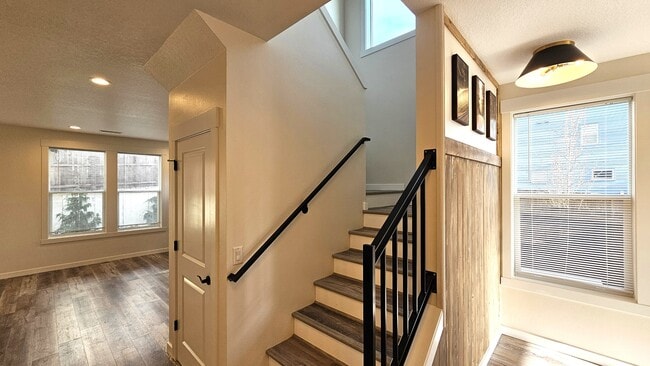 Photo - 906 NW 178th St