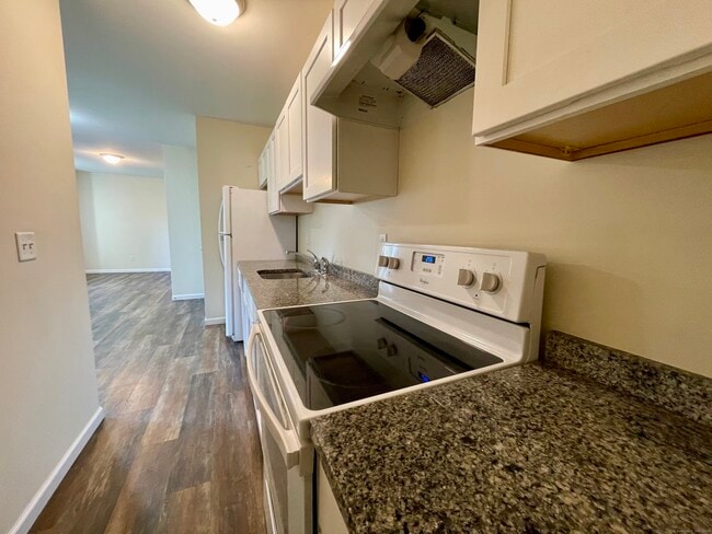 Photo - 14 Dwight St Unidad 1B