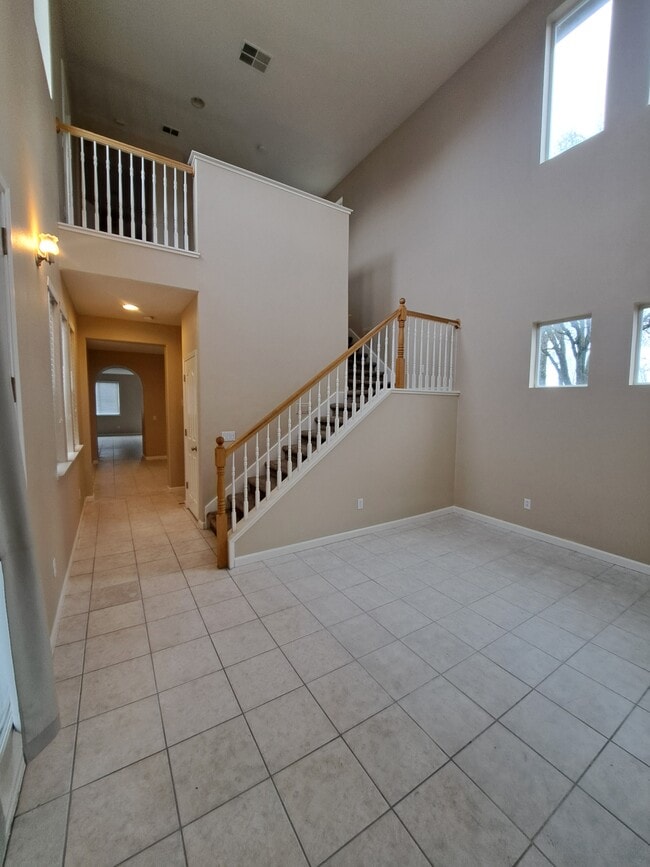 Photo - 5300 Janero Way