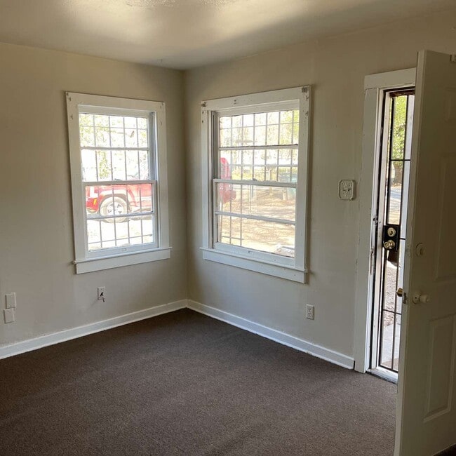 Photo - 1008 S 3rd St