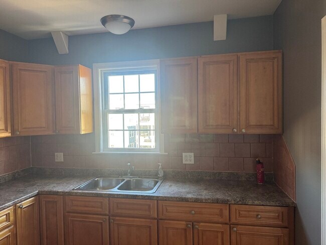 Photo - 1122-1124 Dorchester Ave