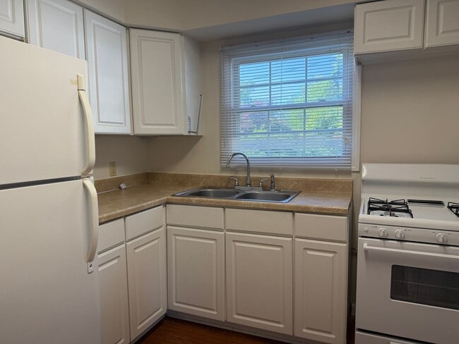 Photo - Cozy 2 Bedroom Home