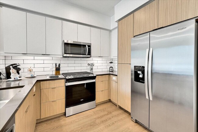 Photo - 593 Camino De La Reina Unidad SI ID1343834P