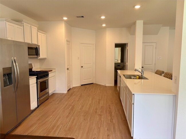 Photo - 2031 Iris Hls Ln