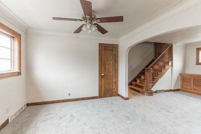 Photo - 4301 Douglas Rd Unit 2