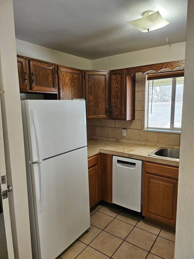 Photo - 745 McCarthy Dr Unit #C