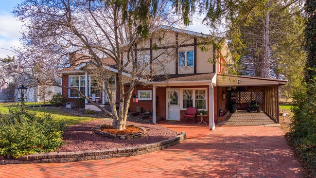 Photo - 3004 White Birch Ln