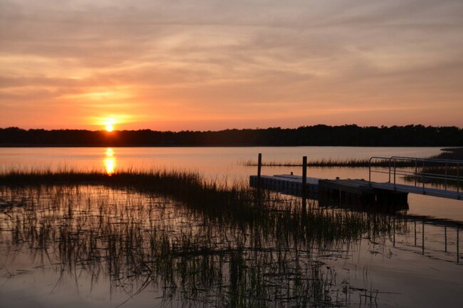 Photo - 1490 Creekwood Rd Unit 1