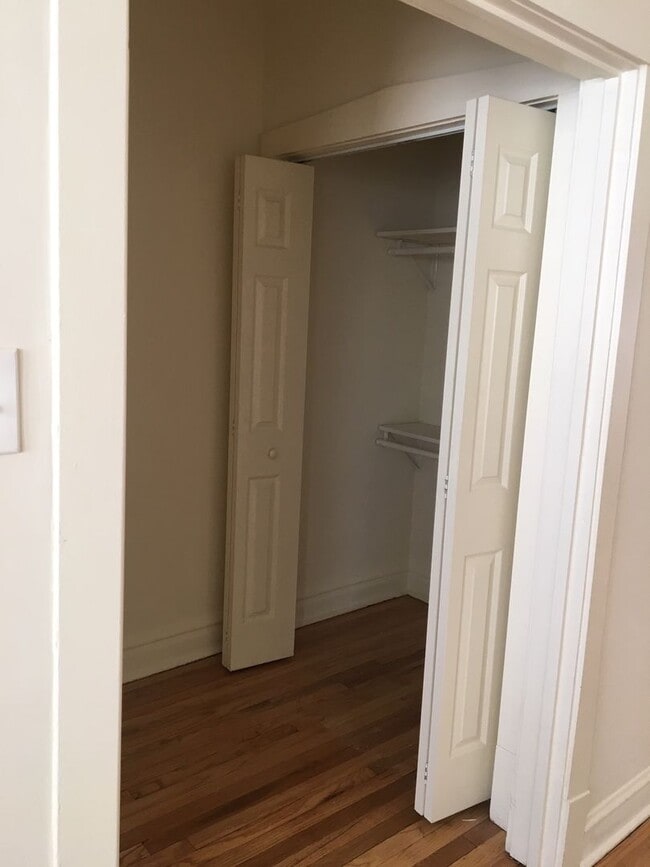 Photo - Cutest Studio Ever! Horner Park! Unit 3C