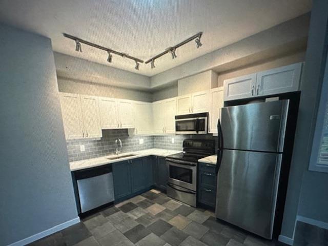 Photo - 2511 King George Blvd Unit 211