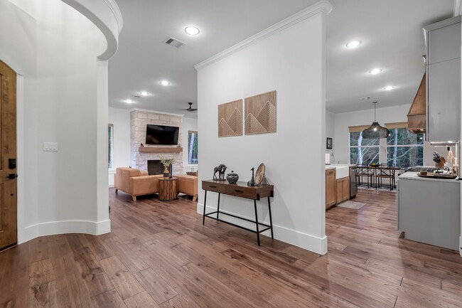 Photo - 15937 Stagecoach Rd