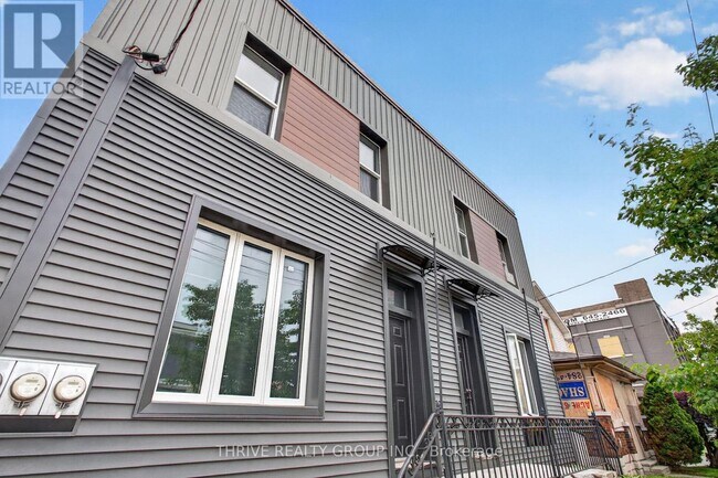Photo - 259 Clarence St