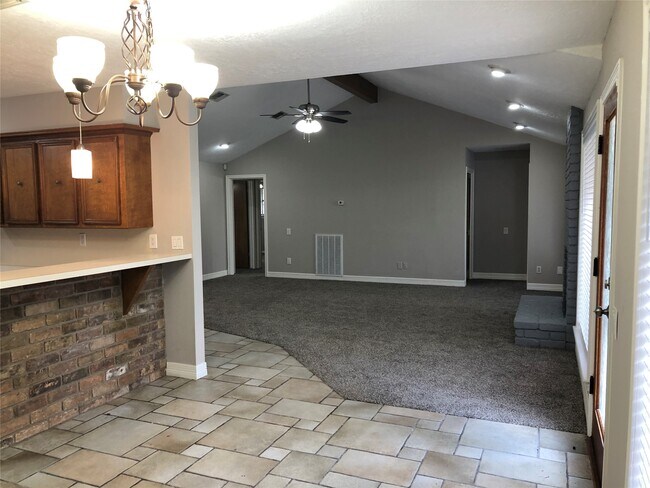 Photo - 3414 Wooddale Ln