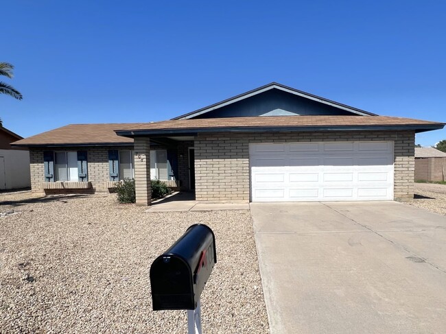 706 W Fogal Way - 706 W Fogal Way House